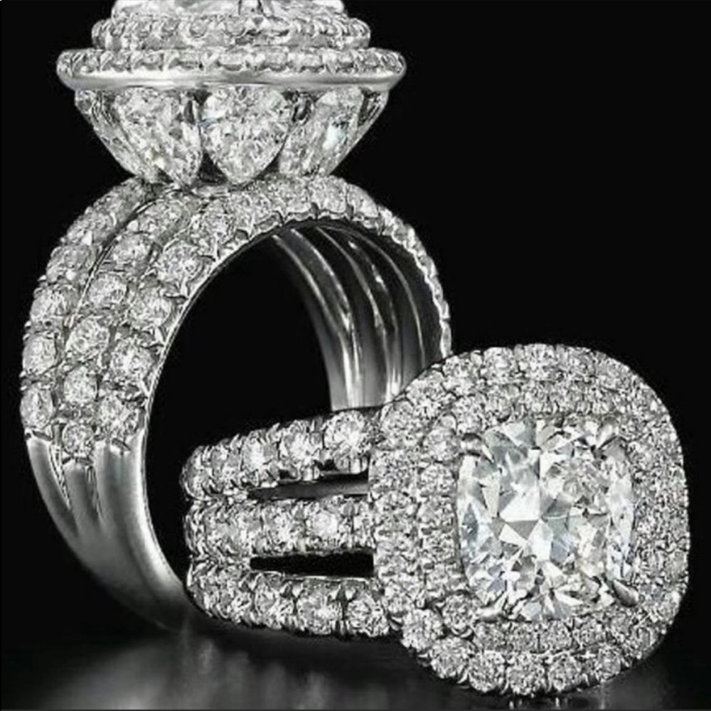 NEW 925 STERLING SILVER DIAMOND HALO RING, CUTE RING, SHINY RING. - Picture 3 of 5